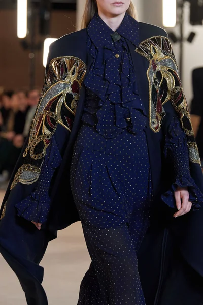 Look 125